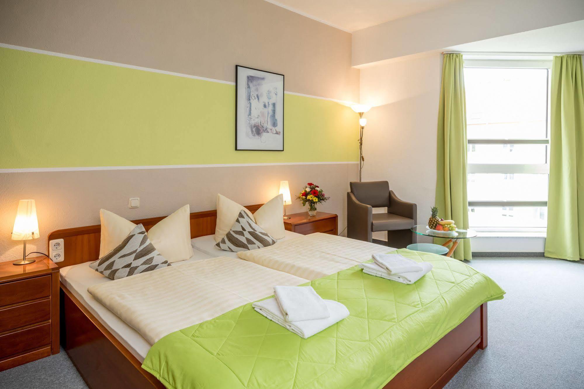 Hotel Stadtfeld マクデブルク エクステリア 写真